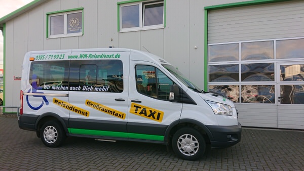 Behindertengerechte Fahrten mit dem Rollstuhl-Taxi Schwerin Behindertengerechte Fahrten mit dem Rollstuhl-Taxi Schwerin