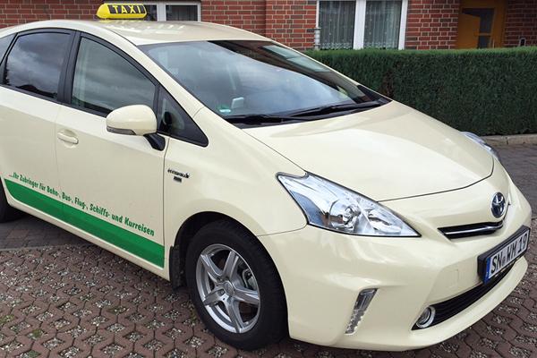 Umwelttaxi, WM-Reisedienst, Taxi Schwerin, Toyota Prius, Hybrid